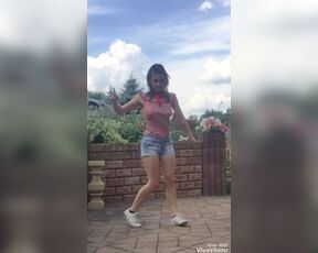 TikTok Teen Braless Dancing Shuffle Bouncing Tits Jiggle #10