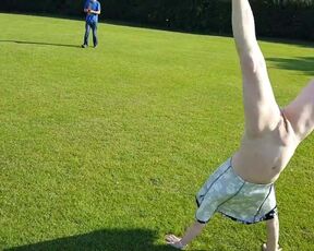 Flashing Pussy Doing Cartwheels In The Park