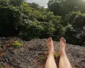 Real Slut Feets Play under Sky