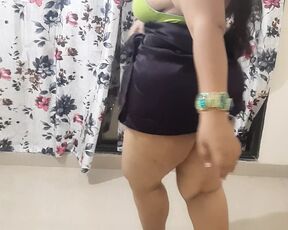 notty indian getting ready for her sex night