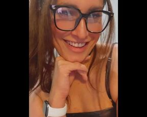 camgirl Gigi8181 CHATURBATE