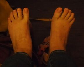 Teen Takes Off Socks And Stretches Her Toes