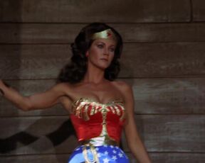 Lynda Carter - ''Wonder Woman'' S2