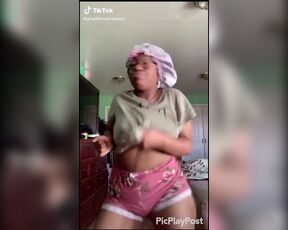 NYC TikTok thot giselleinspirationn shaking her big booty