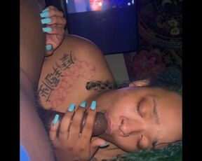 Tatted pretty girl sucking big dick demon