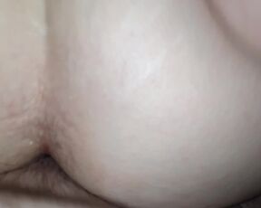 A quick creampie after she squirted on the fuck machine