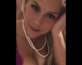 Scarlett Sierra XXX Selfies, Hot, Blonde, MILF, Real.