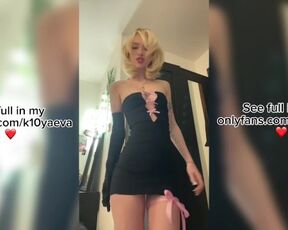 TikTok 18+ Girl Dancing With Big Ass in Short Dress