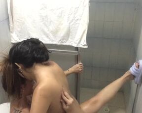 I fuck my stepbrother's girlfriend in scissors and licking her pussy in the bathroom